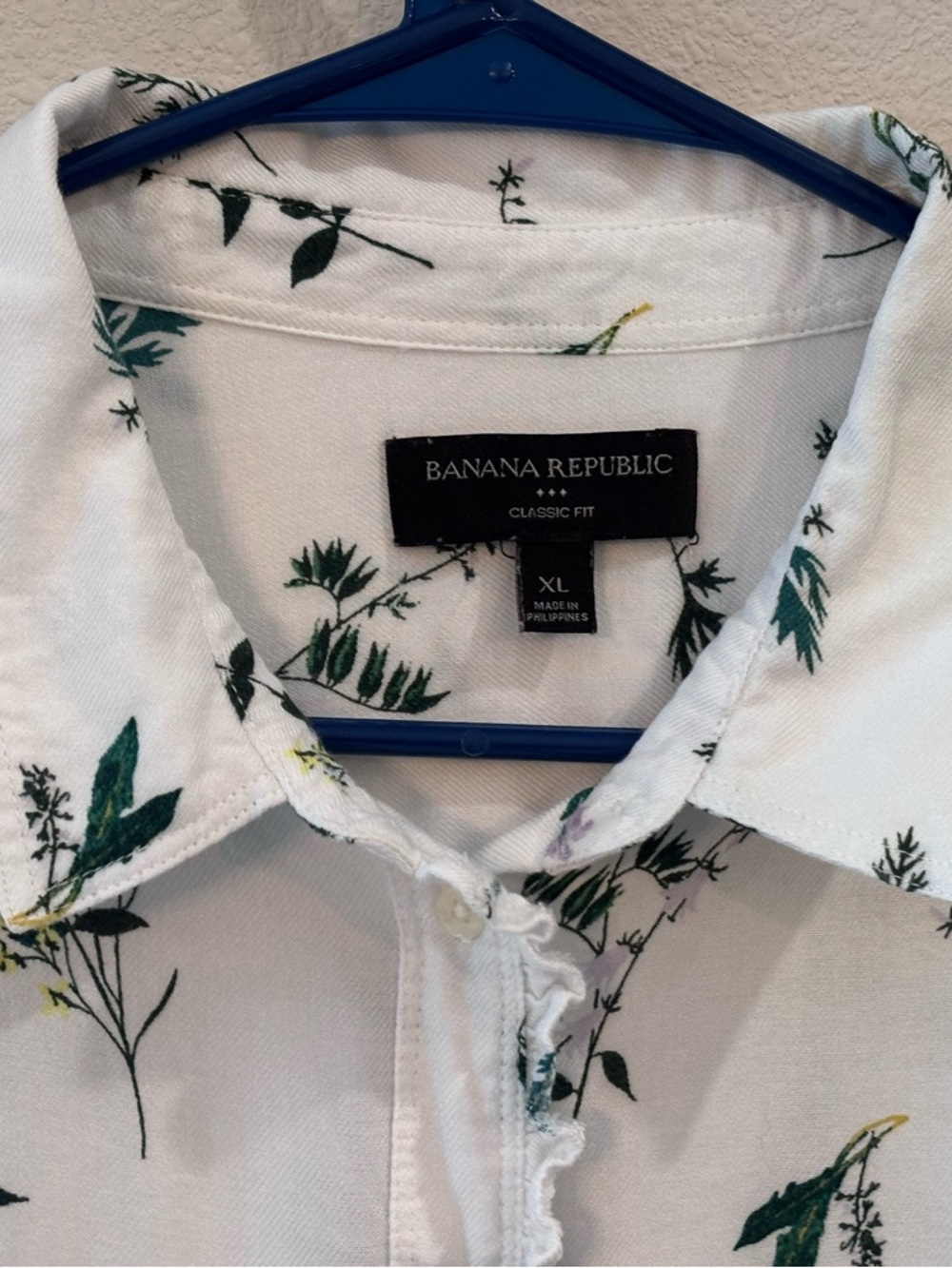 Banana Republic Floral Ruffle Front Button down blouse XL - Picture 4 of 15